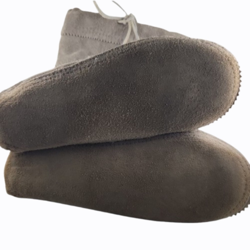 Vintage Tall Grey Fur Suede 717B Mukluk Moccasin Boots (9) - Picture 12 of 15
